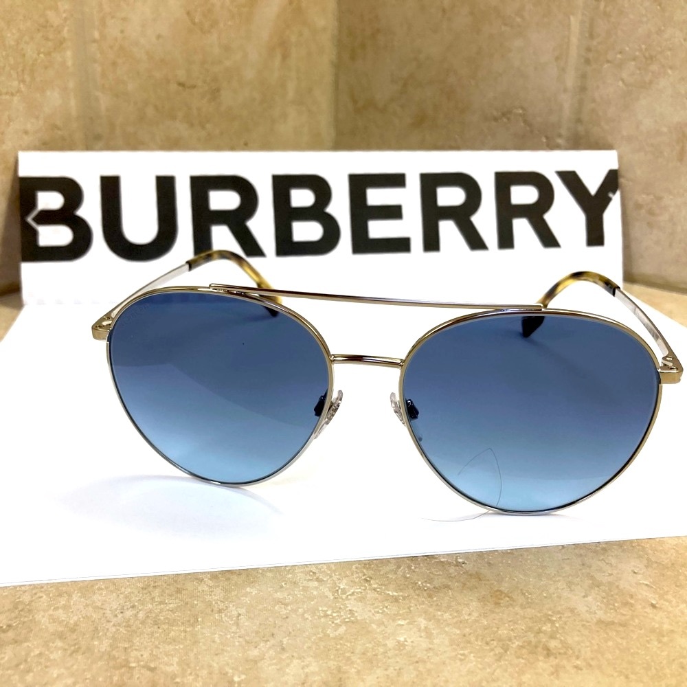 New Burberry B3115 1005/19. Gloucester silver/blue sunglasses
